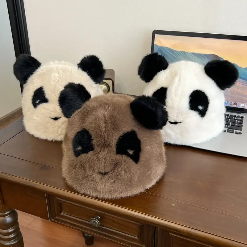 Abani le Panda en Bonnet – Image 2